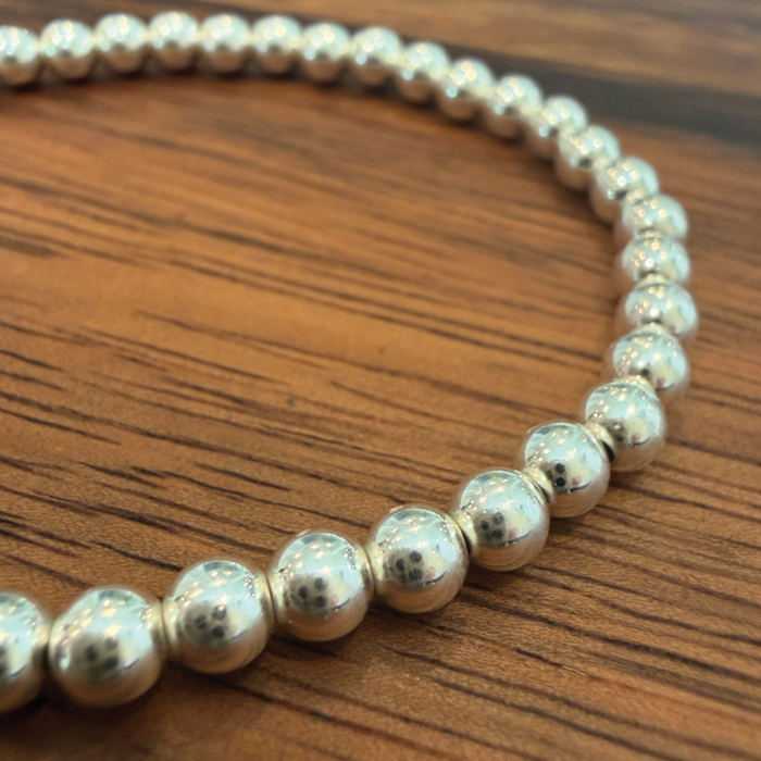Silver Luxury Single Bracelet - Medium Bead (4mm)