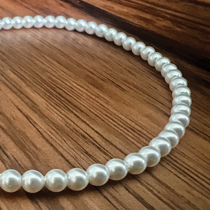 Jewel of the Sea - Medium Pearl Bracelet
