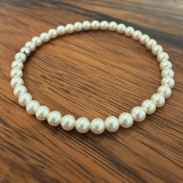 Jewel of the Sea - Medium Pearl Bracelet